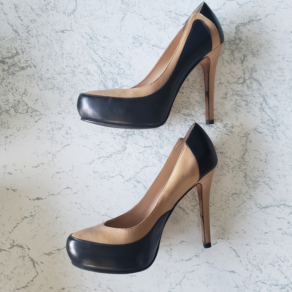 Guess by Marciano Platform Leather Pumps - Picture 6 of 10